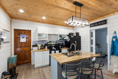 355 Gale St, Canaan, VT 05903 - photo 4