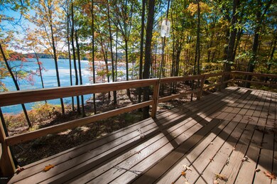 271 E Shore Dr, Hawley, PA 18428 - photo 4