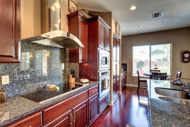 Kitchen Counters and Backsplash
