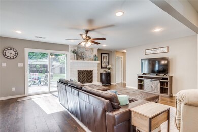 416 Arcadia St, Hurst, TX 76053 - photo 3