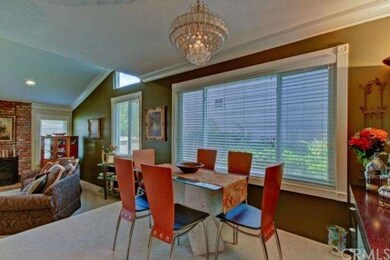 Formal dinning room