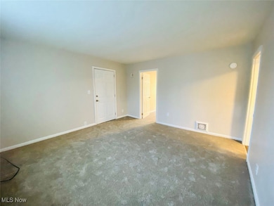 51 Oakdale Ave unit 3, Akron, OH 44302 - photo 2