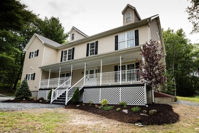 102 Meadow Ridge Acres Rd, Dingmans Ferry, PA 18328 - photo 2