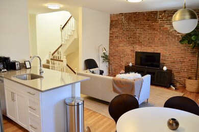 36 E Springfield St unit 4, Boston, MA 02118 - photo 2