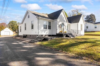 140 Grove Ave, Madison Heights, VA 24572 - photo 3