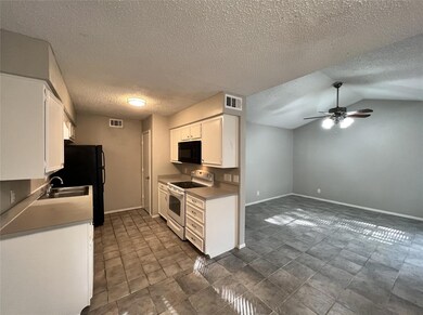 406 S 1st St, Sanger, TX 76266 - photo 4