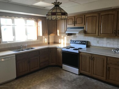 224 S Blakely St, Dunmore, PA 18512 - photo 6