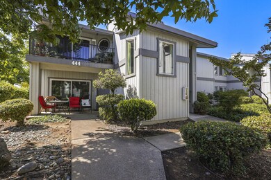 444 Ridgecrest Dr