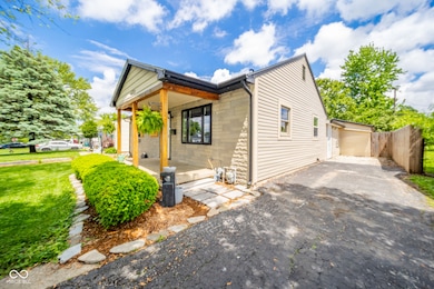 433 N 15th Ave, Beech Grove, IN 46107 - photo 3