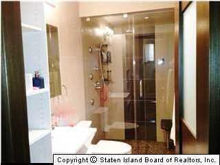 93 Abingdon Ave, Staten Island, NY 10308 - photo 4