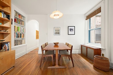 79 Perry St unit 3R, New York, NY 10014 - photo 2