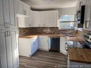 Newly Renovated Kitchen