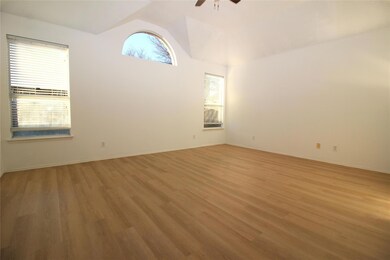 7520 Sunburst Trail, Denton, TX 76210 - photo 5