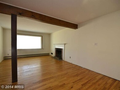 9820 Perrott Ct, Fairfax, VA 22031 - photo 5