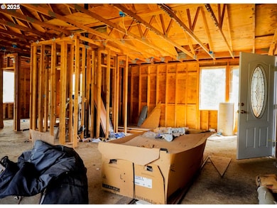 815 E Ave, Powers, OR 97466 - photo 7