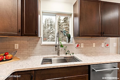 8944 Little Brook St, Anchorage, AK 99507 - photo 5