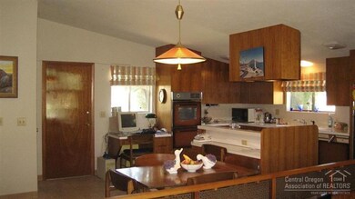 61129 Parrell Rd, Bend, OR 97702 - photo 6