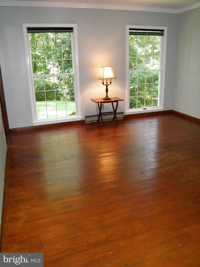 3 Clarks Ln, Reisterstown, MD 21136 - photo 2