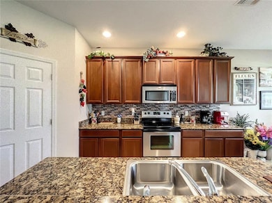 22031 Belgian Ct, Mount Dora, FL 32757 - photo 5