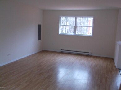 1925 Horseshoe Bend, Tobyhanna, PA 18466 - photo 5