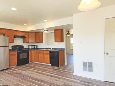 315 Falcon Run, Morgantown, WV 26508 - photo 5