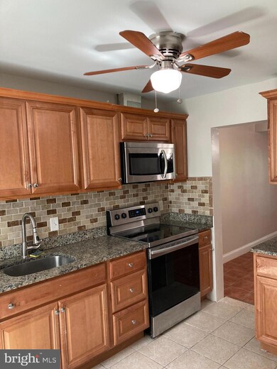 2908 Wren Ct, Woodbridge, VA 22191 - photo 3