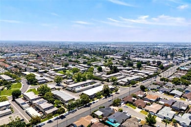 9686 Bloomfield Ave, Cypress, CA 90630 - photo 3