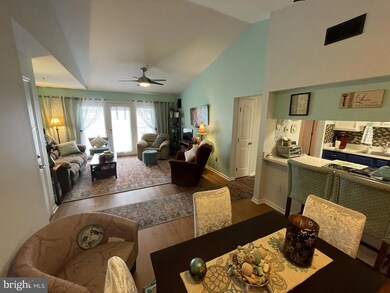 1907 Waters Edge Dr unit 128, Newark, DE 19702 - photo 7