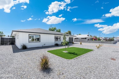 2437 W Village Dr, Phoenix, AZ 85023 - photo 4