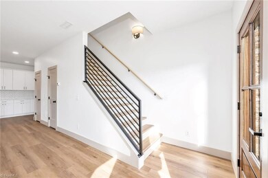 2117 24th Street Lane Sortheast, Hickory, NC 28602 - photo 5