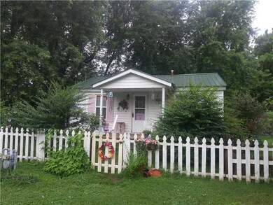 208 Elm St, Prairie Grove, AR 72753 - photo 2