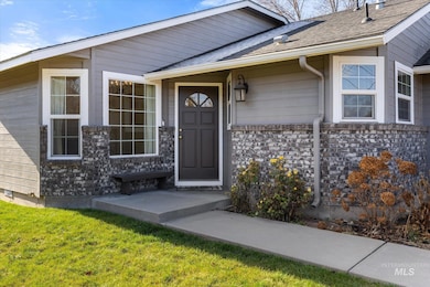 10605 W Goldenrod Ave, Boise, ID 83713 - photo 4