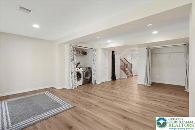 4542 Jasmine Dr, Center Valley, PA 18034 - photo 6