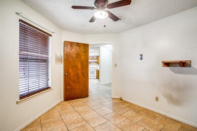 2728 Golden Ave, Bay City, TX 77414 - photo 5