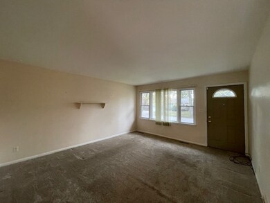 18813 Henry St, Lansing, IL 60438 - photo 3