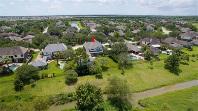 1310 Edgewater Dr, Friendswood, TX 77546 - photo 3