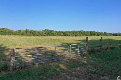 0001 Comanche Rd, Ozawkie Township, KS 66512 - photo 4