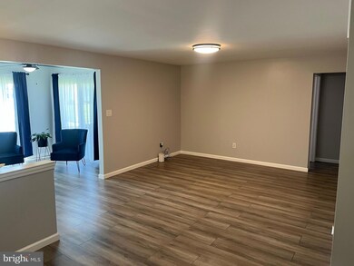 11 Kent Place unit Q6, Sewell, NJ 08080 - photo 2