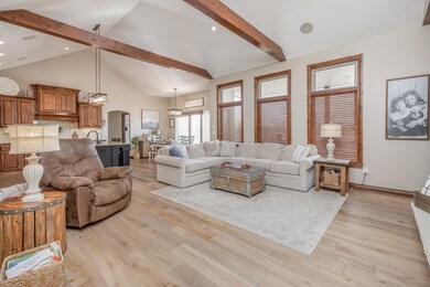 4736 N Emerald Ct, Maize, KS 67101 - photo 2