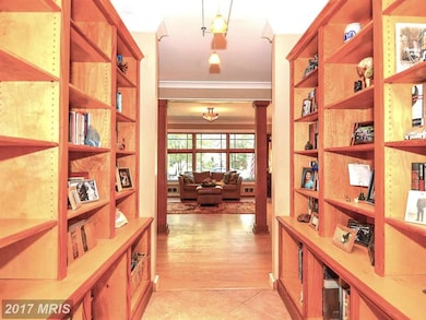 6623 Moly Dr, Falls Church, VA 22046 - photo 7