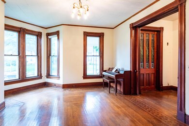 322Reynolds-19