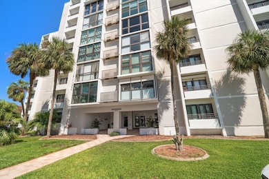 Clearwater Point unit 105, Clearwater Beach, FL 33767 - photo 3