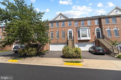 4047 Stewarts Bridge Ct, Fairfax, VA 22033 - photo 2