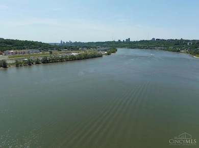 257 St Peters St, Cincinnati, OH 45226 - photo 7