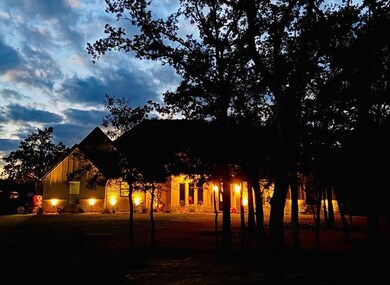 705 Hidden Branch Ln, Azle, TX 76020 - photo 5