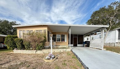 2202 Miramont Cir, Valrico, FL 33594 - photo 2