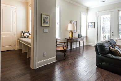 Mudroom:Living room