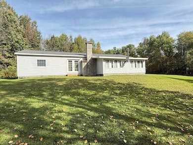 2537 S Niskanen Ln, Sault Sainte Marie, MI 49783 - photo 5