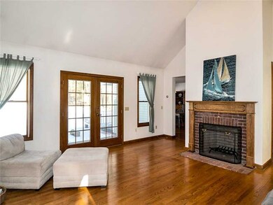 54 Sleepy Hollow Rd, Tiverton, RI 02878 - photo 3