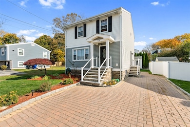 418 Dover Ave, Riverside, RI 02915 - photo 2